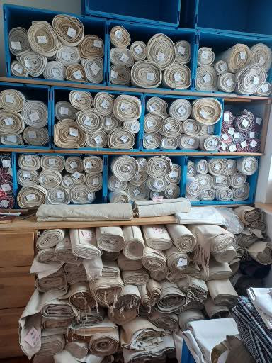 19.52 (8,6m x 0,72m x 0,65mm) Altes Bauern Leinen Landhaus Leinenstoff Leinenballen