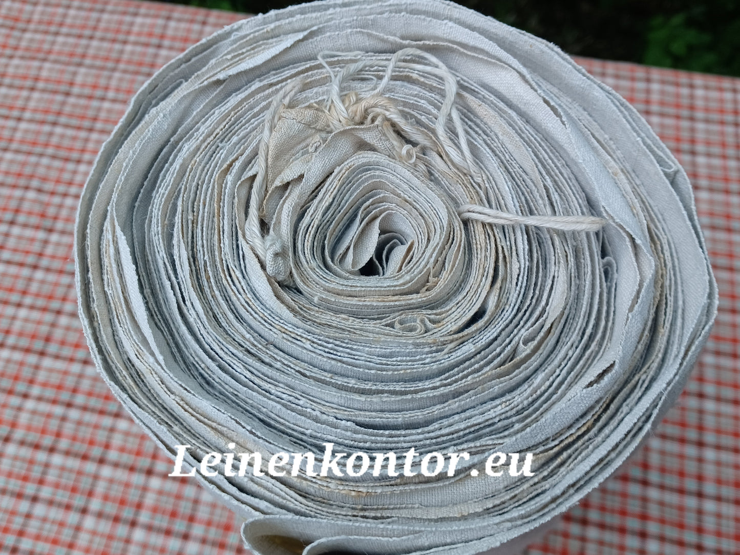 23.26 (16,6m x 0,68m x 0,4mm) Altes Bauernleinen Landhaus Leinenstoff Leinenballen