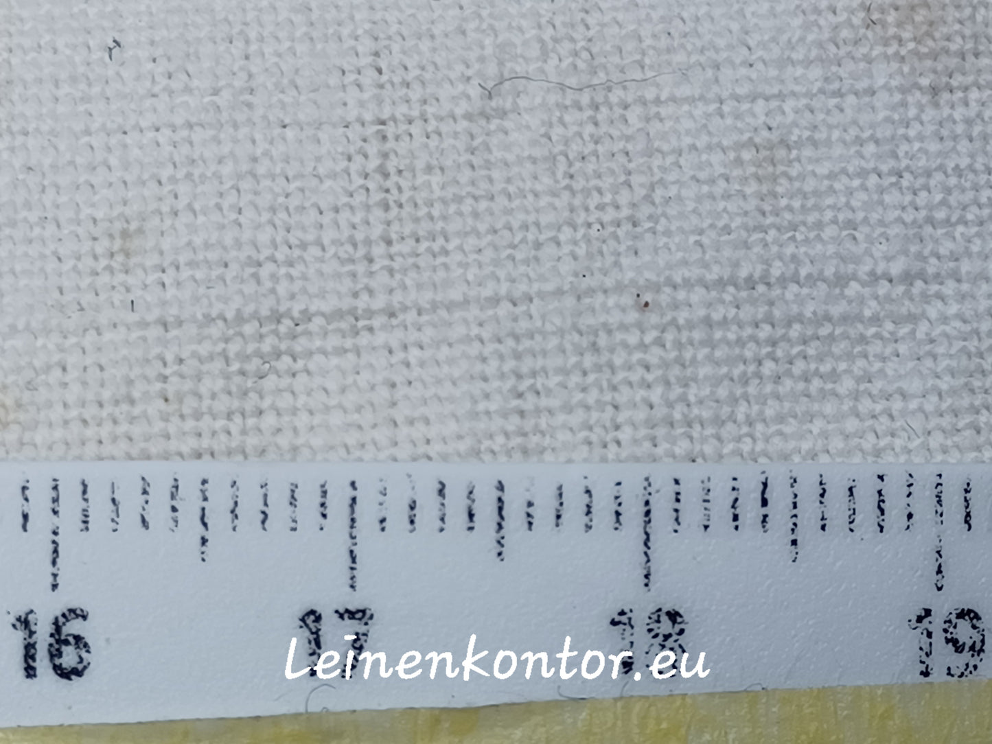22.78 (10,4m x 0,74m x 0,55mm) Altes Bauernleinen Landhaus Leinenstoff Leinenballen
