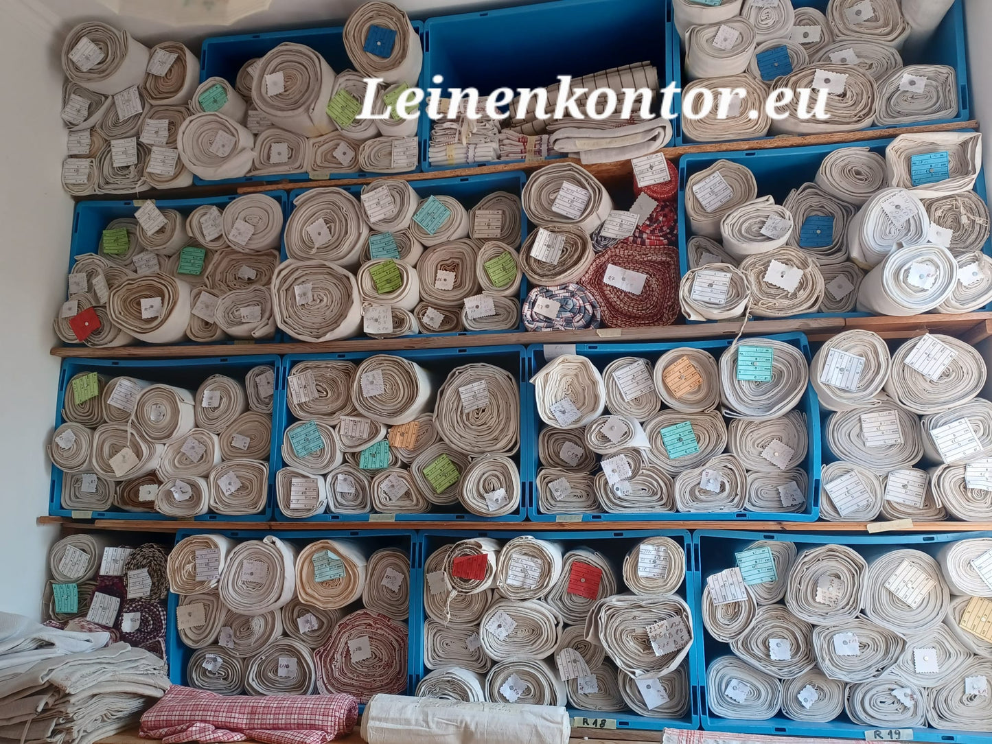 27.73 (6m x 0,70m x 0,5mm) Altes Bauern Leinen Landhaus Leinenstoff Leinenballen