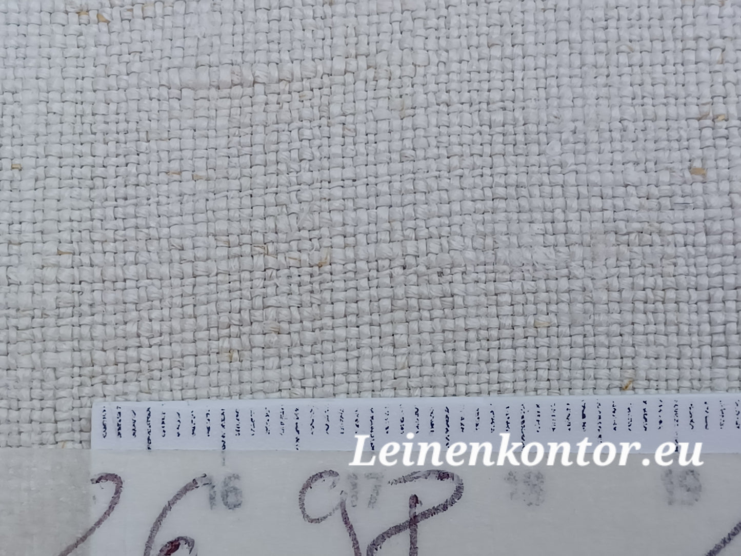 26.98 (11,1m x 0,68m x 0,8mm, 3230gr) Leinen Landhaus Leinenstoff Leinenballen