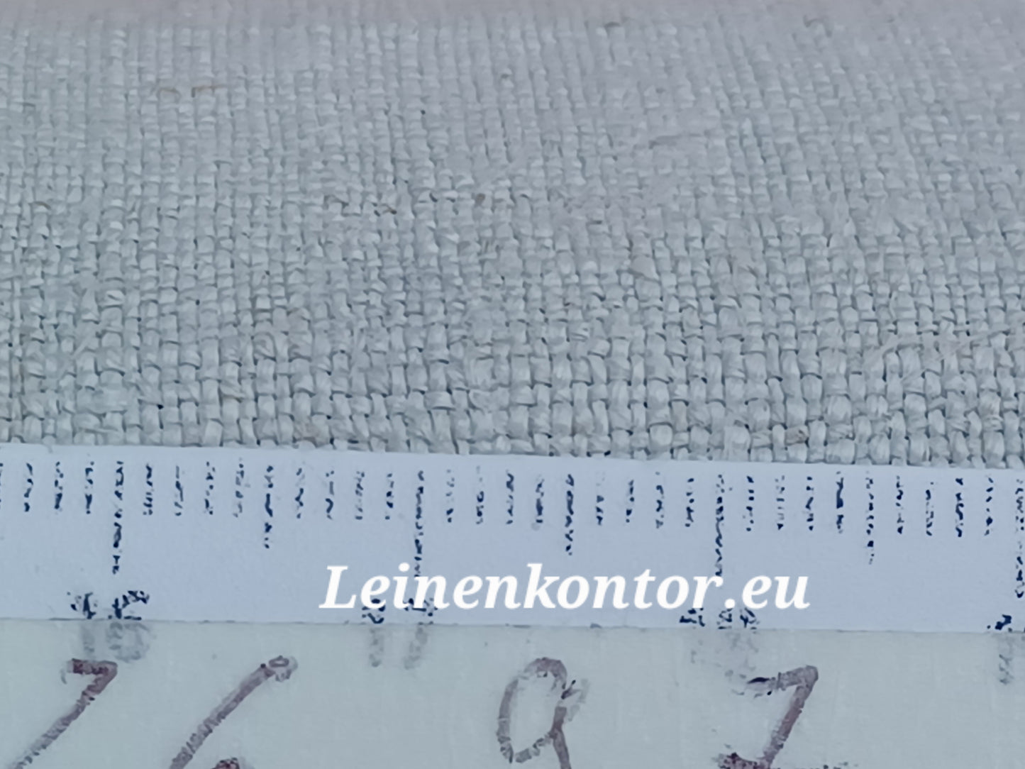 26.97 (4,9m x 0,67m x 0,7mm, 1200gr) Leinen Landhaus Leinenstoff Leinenballen