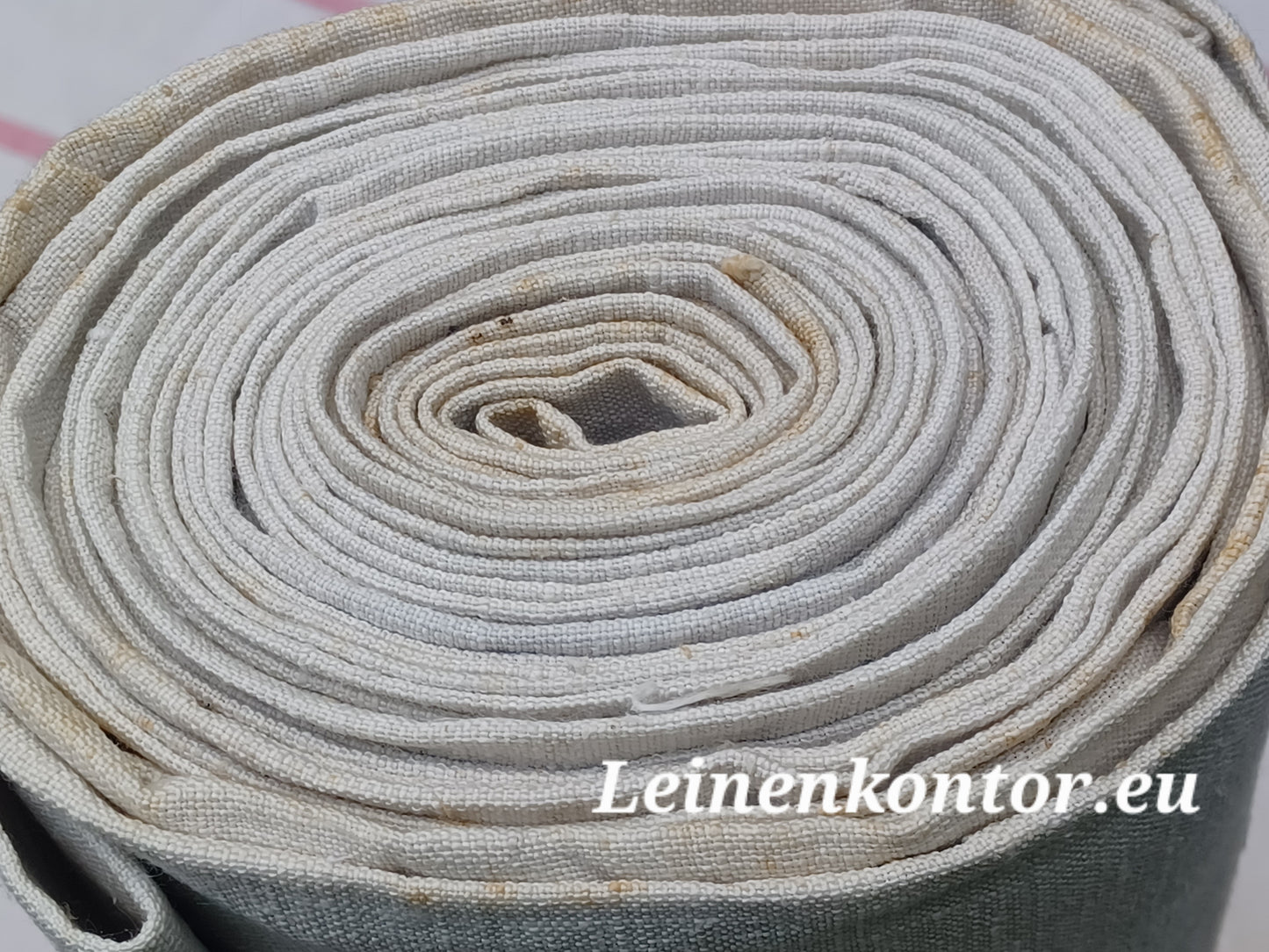 26.42 (7,8m x 0,68m x 0,55mm, 1740gr) Leinen Landhaus Leinenstoff Leinenballen