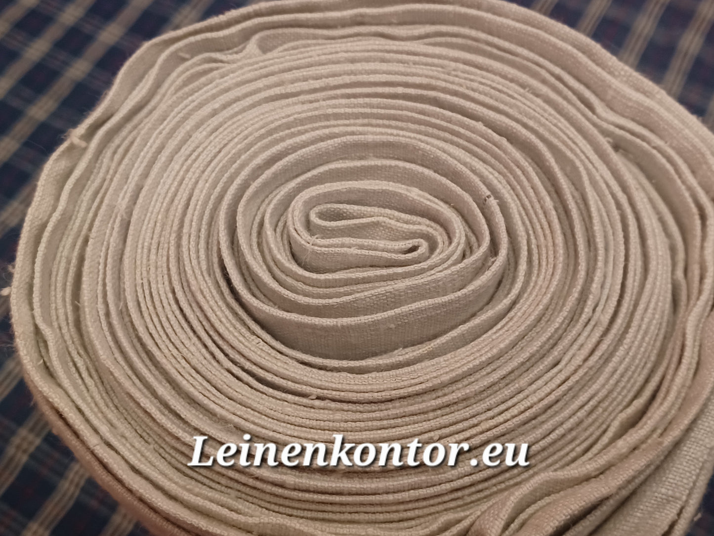 25.40 (10,5m x 0,66m x 0,55mm, 2340gr) Leinen Landhaus Leinenstoff Leinenballen