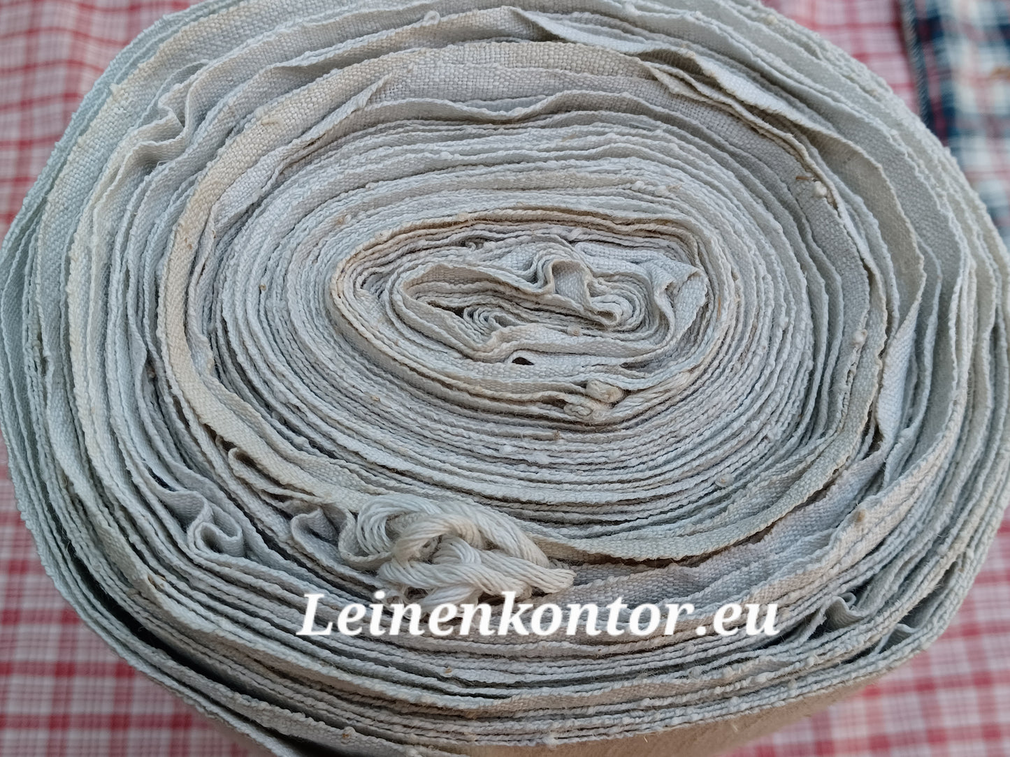 26.76 (11,9m x 0,69m x 0,6mm, 2220gr) Leinen Landhaus Leinenstoff Leinenballen