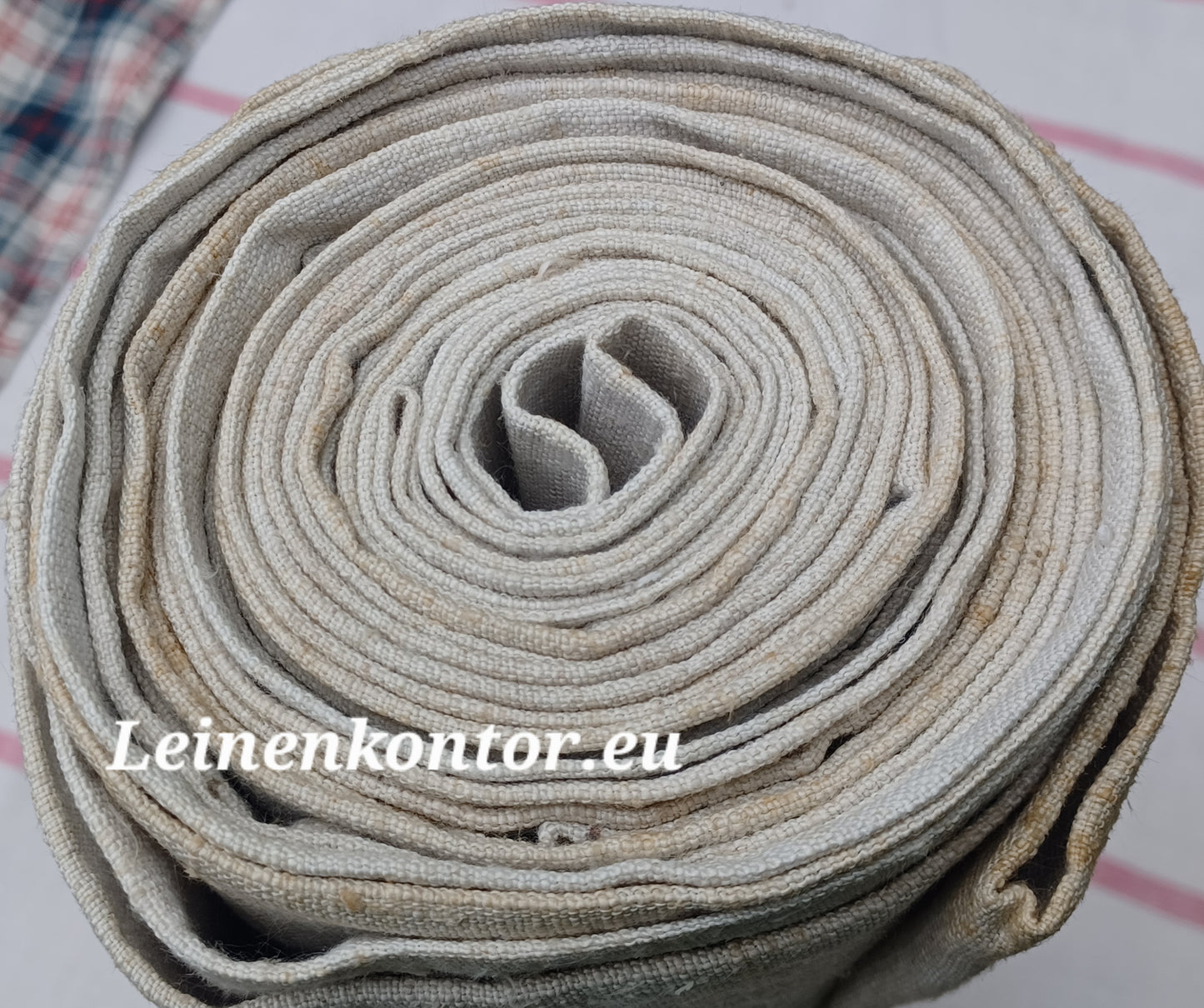 26.51 (6,0m x 0,69m x 0,55mm, 1650gr) Leinen Landhaus Leinenstoff Leinenballen