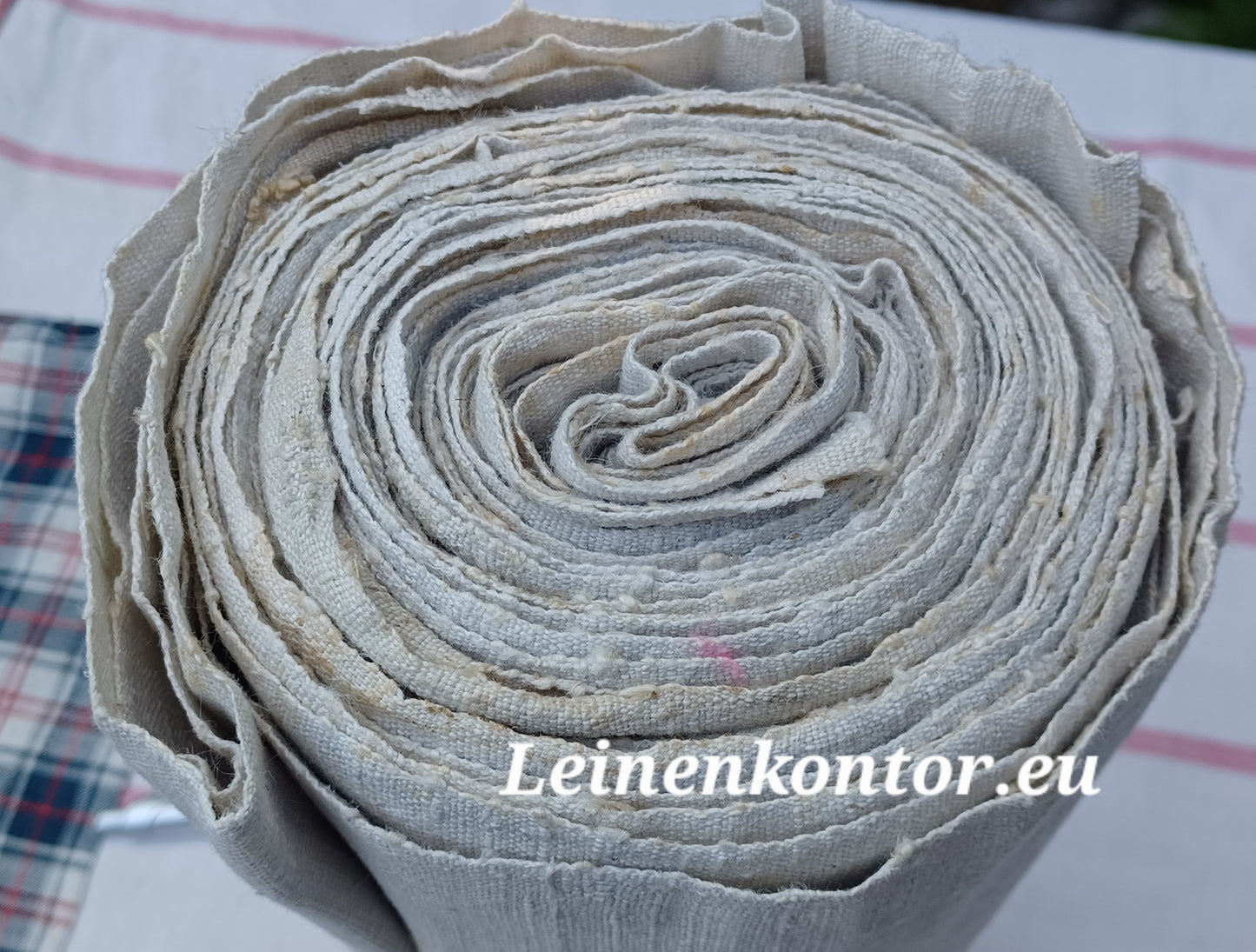 27.22 (8,1m x 0,70m x 0,7mm, 1850gr) Leinen Landhaus Leinenstoff Leinenballen