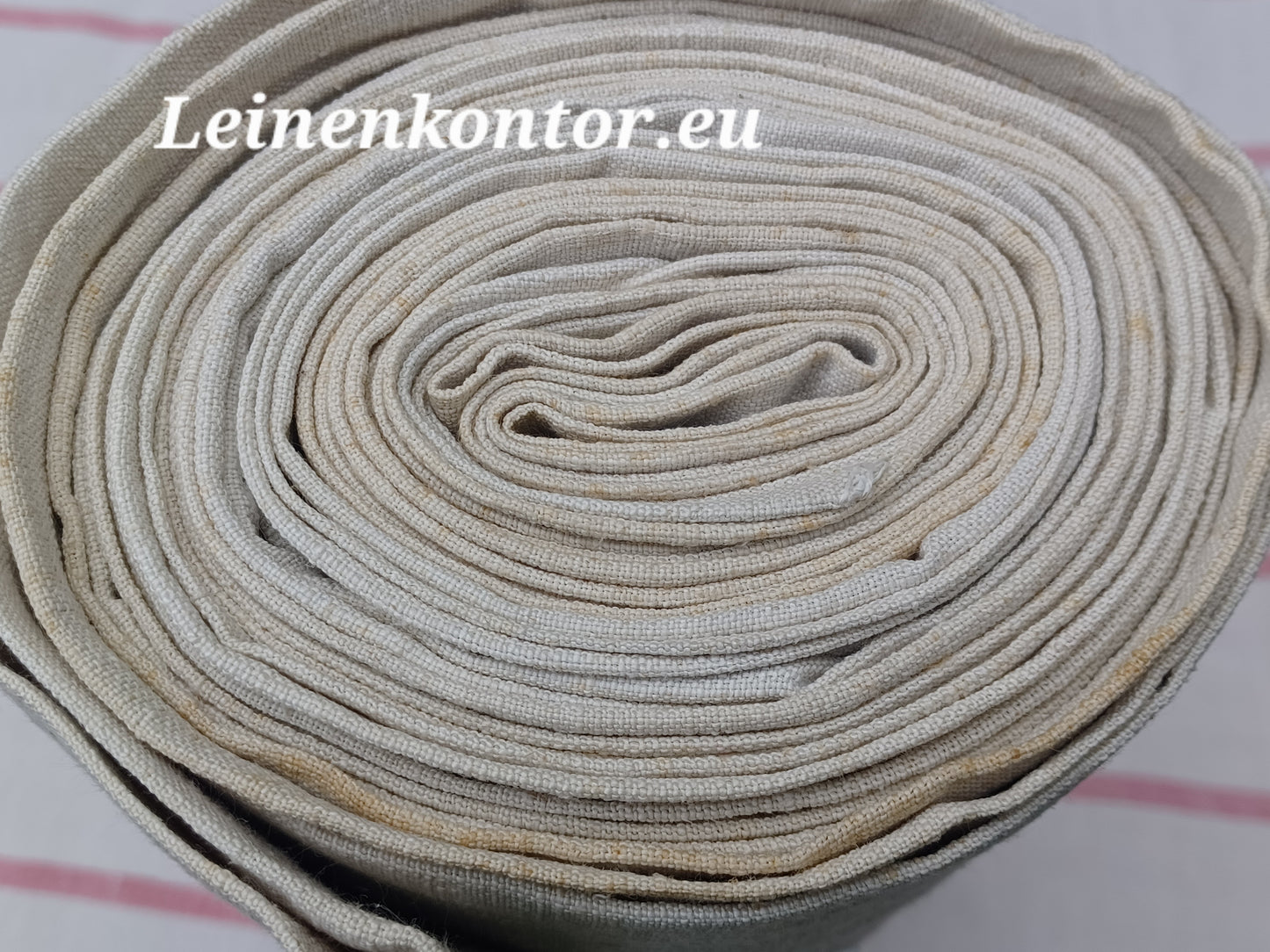 26.48 (8,5m x 0,68m x 0,5mm, 1850gr) Leinen Landhaus Leinenstoff Leinenballen