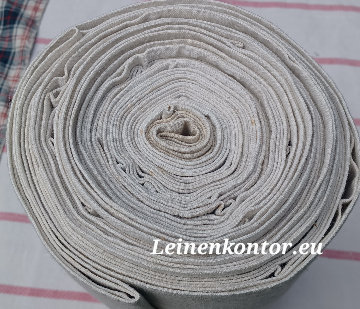 26.61 (15m x 0,68m x 0,5mm, 2890gr) Leinen Landhaus Leinenstoff Leinenballen