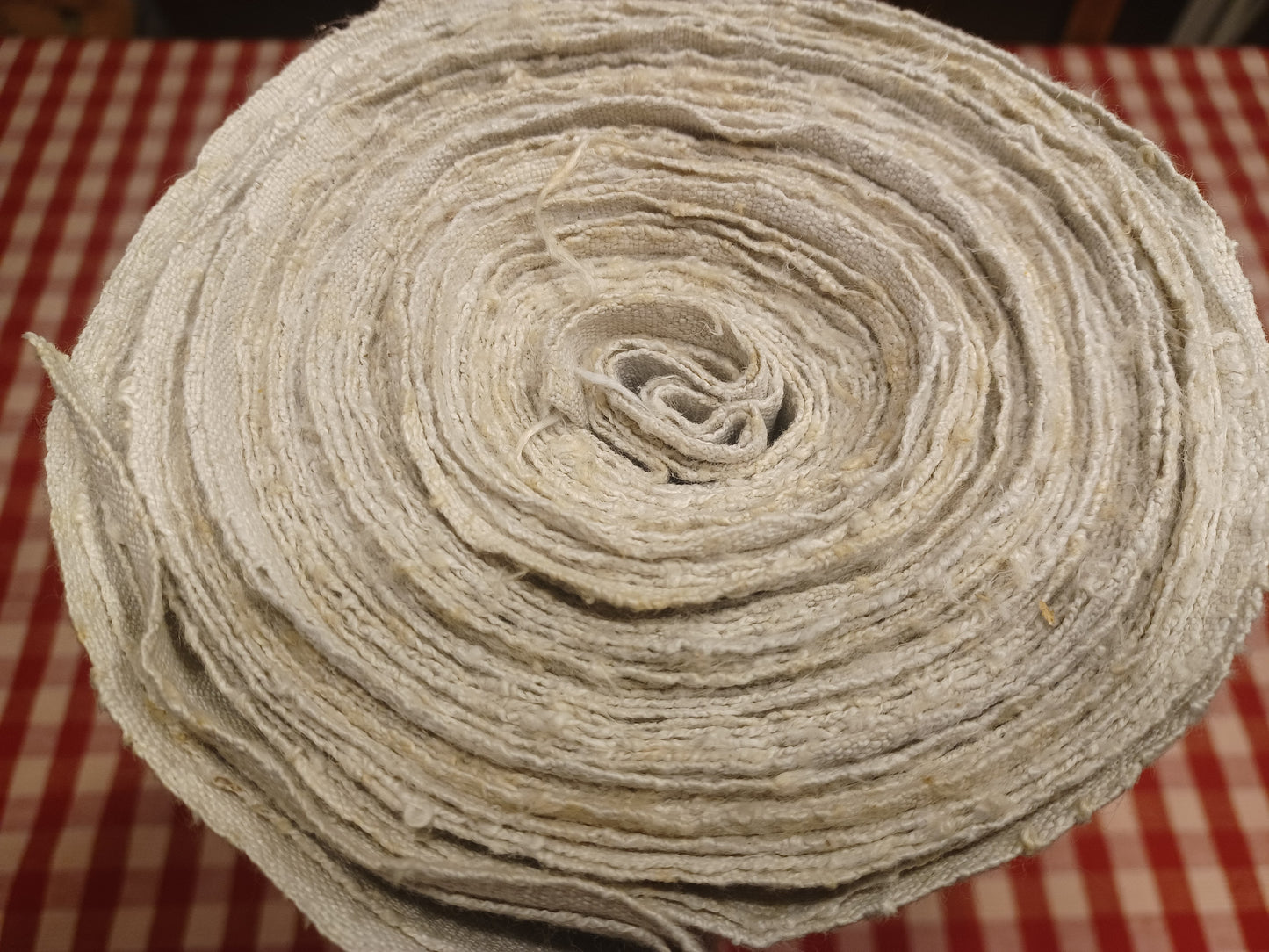 19.21 (8,0m x 0,63m x 0,6mm) Altes Bauern Leinen Landhaus Leinenstoff Leinenballen