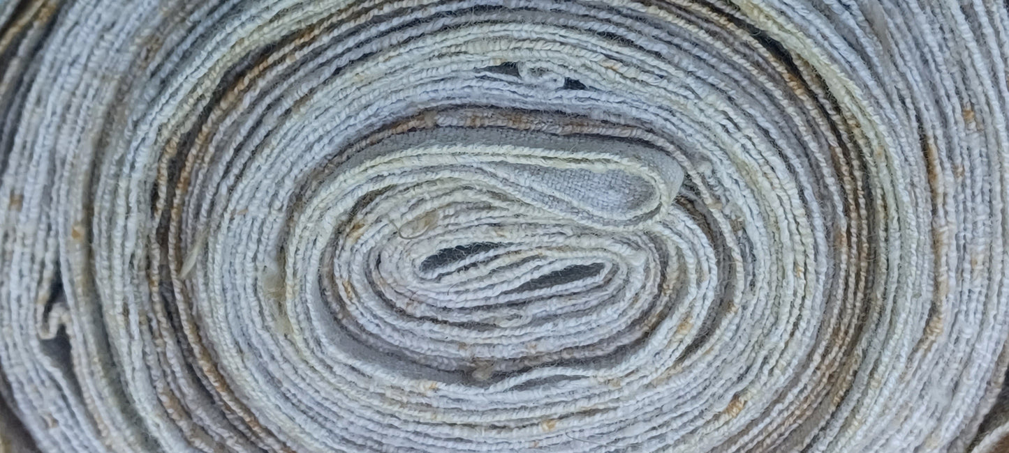 21.09 (7,6m x 0,64m x 0,65mm) Altes Bauern Leinen Landhaus Leinenstoff Leinenballen