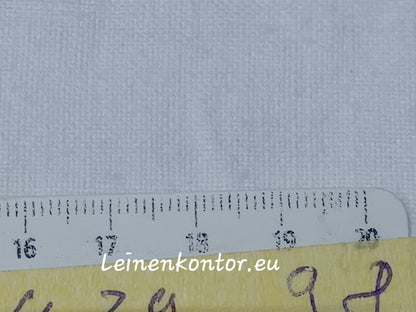 Heller Leinenballen Textur mit Millimeterscala