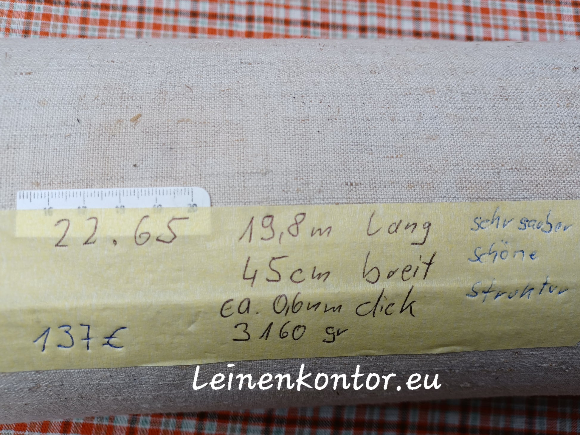 Leinenballen mit Etikett (Beschreibung)