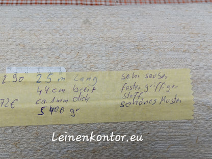 Leinenballen mit Etikett (Beschreibung)