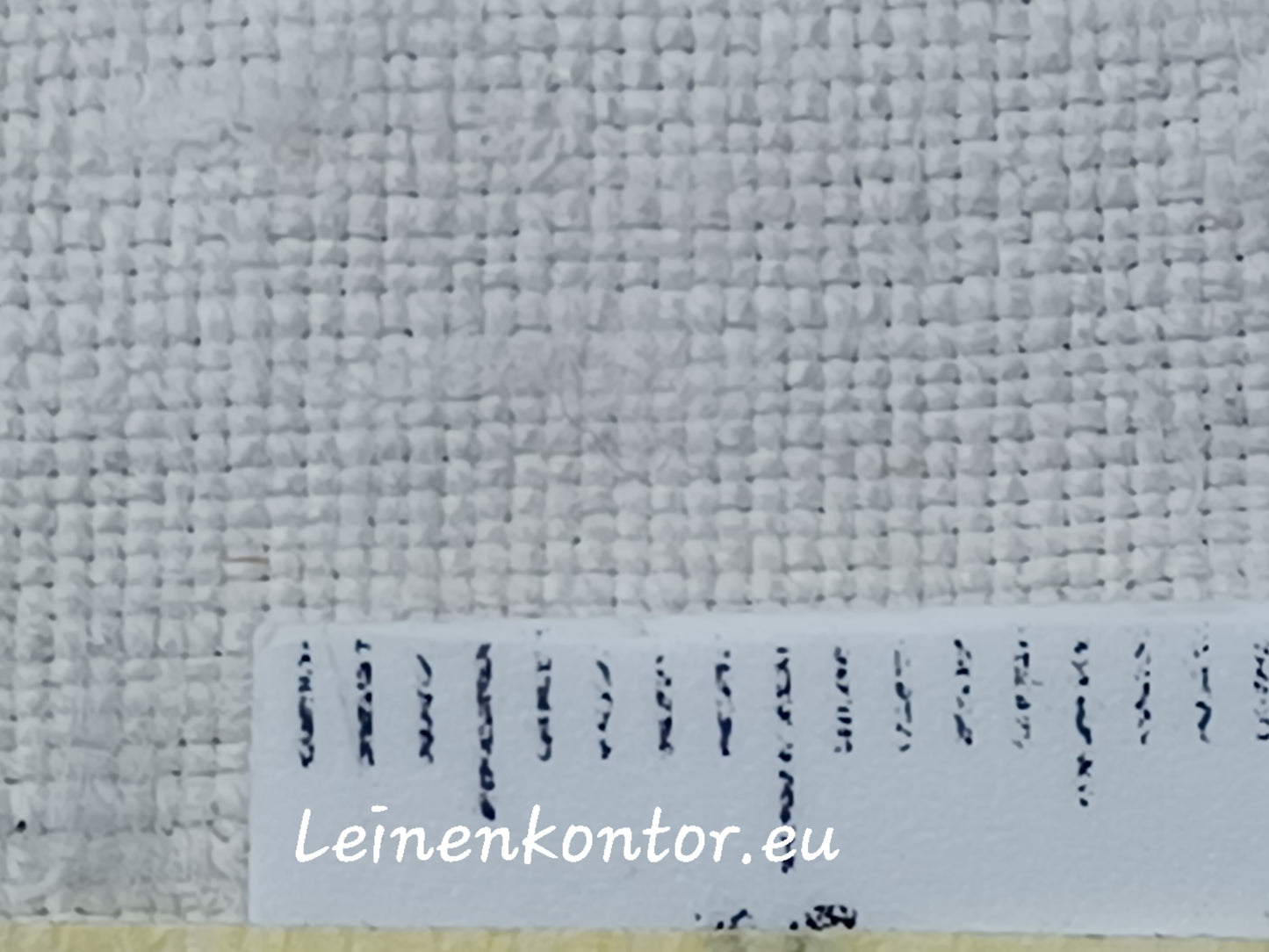 Leinenballen mit Millimeterskala 17 Fäden auf ein cm.