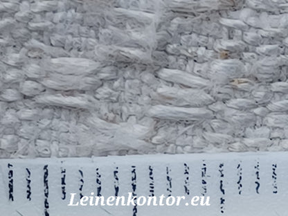 Leinenballen mit Millimeterskala 