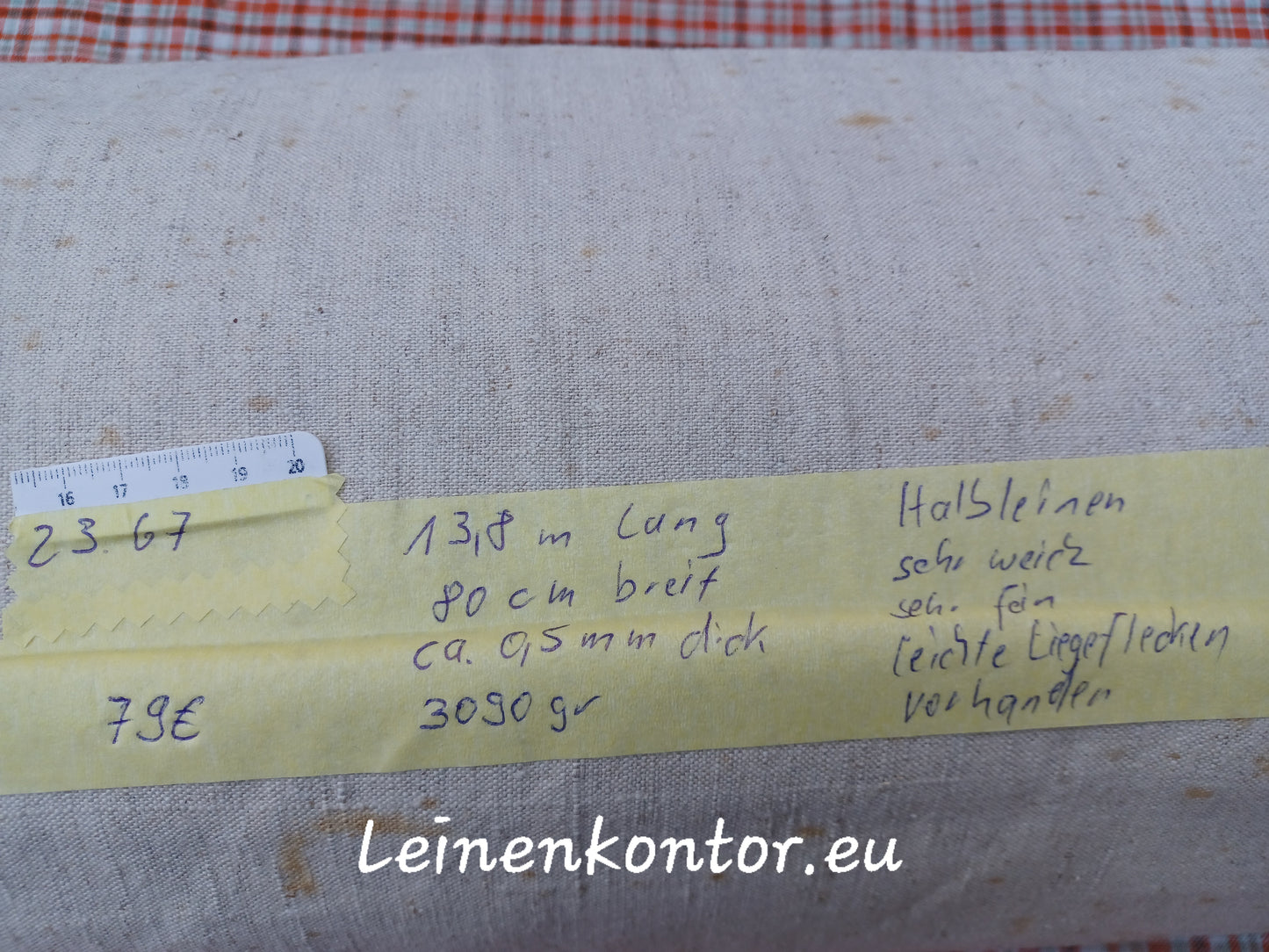 Leinenballen mit Etikett (Beschreibung)