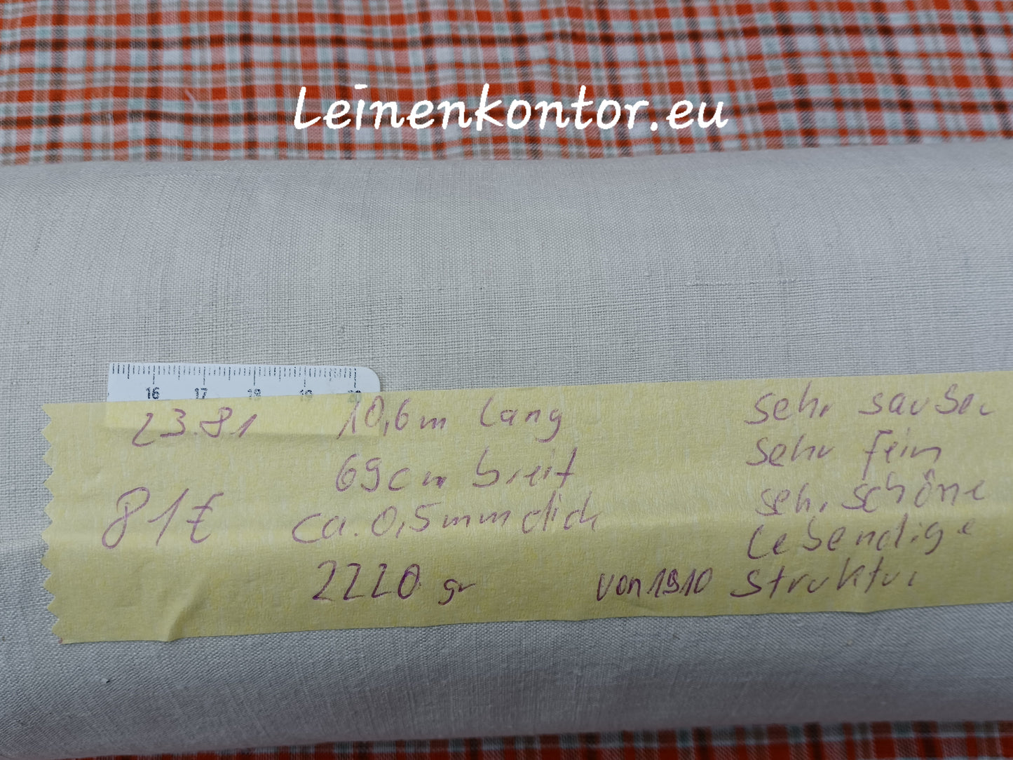 Leinenballen mit Etikett (Beschreibung)