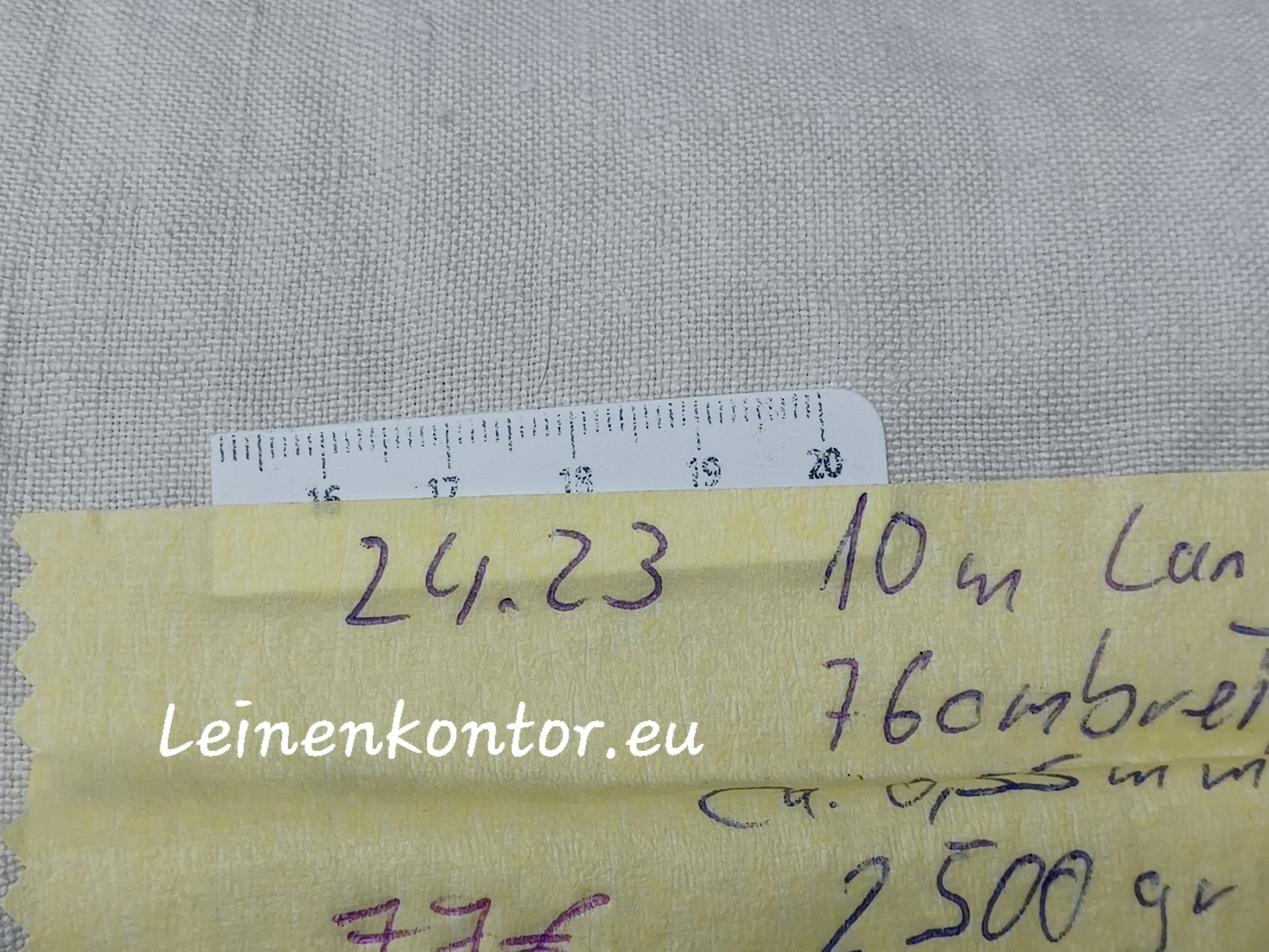 Leinenballen mit Millimeterskala 16 Fäden auf ein cm.