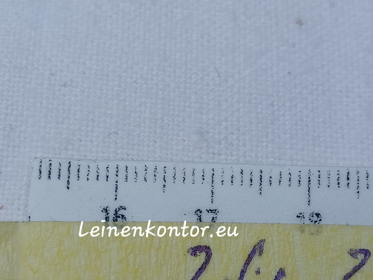Leinenballen mit Millimeterskala 14 Fäden auf ein cm.