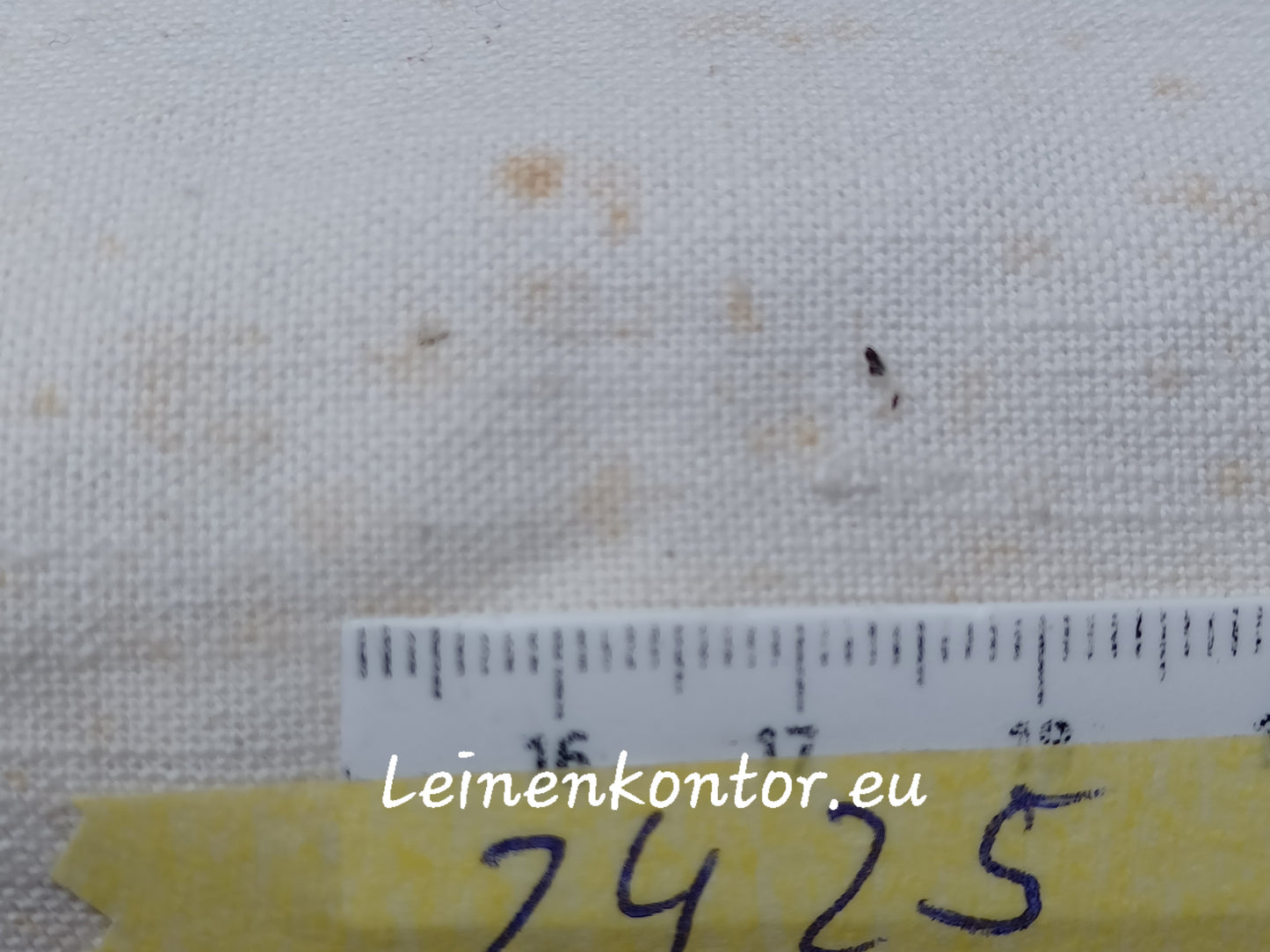 Leinenballen mit Millimeterskala 18 Fäden auf ein cm.