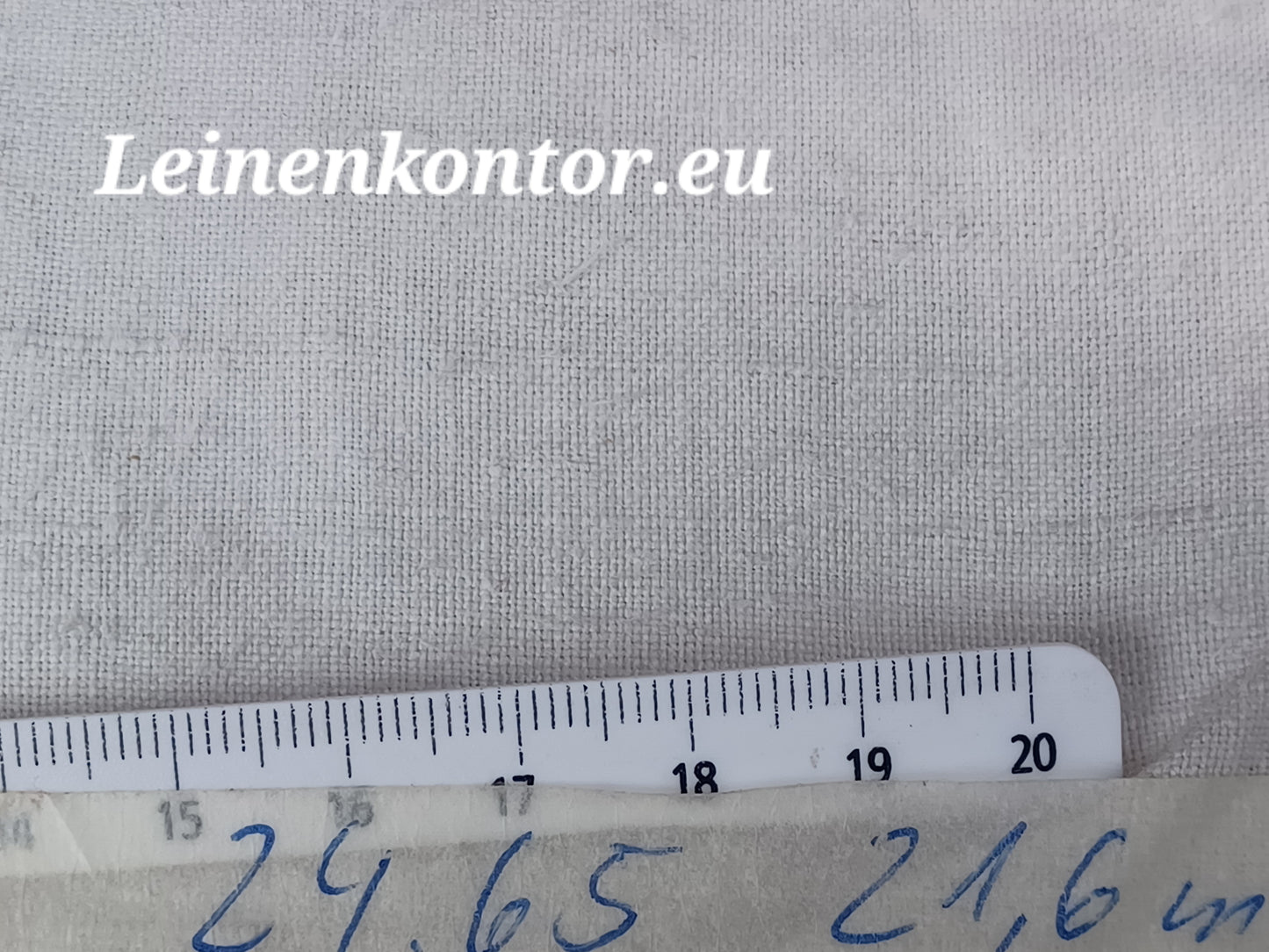 Leinenballen mit Millimeterskala 