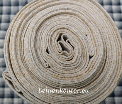 Leinenballen mit Ansicht auf gerollte Außenseite.