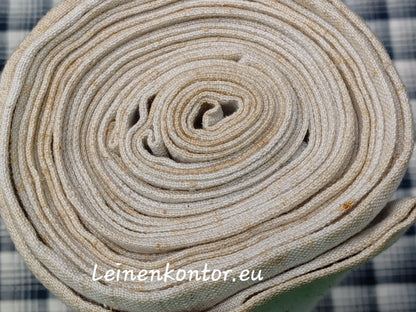 Leinenballen mit Ansicht auf die gerollte Außenseite