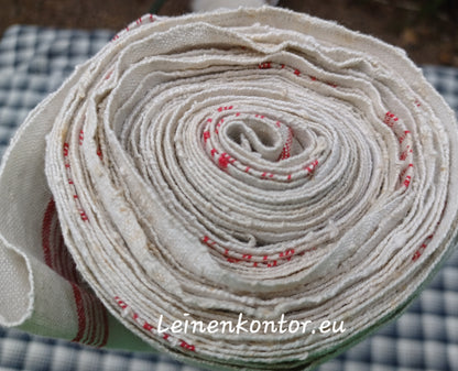 Leinenballen mit Ansicht auf gerollter Außenseite