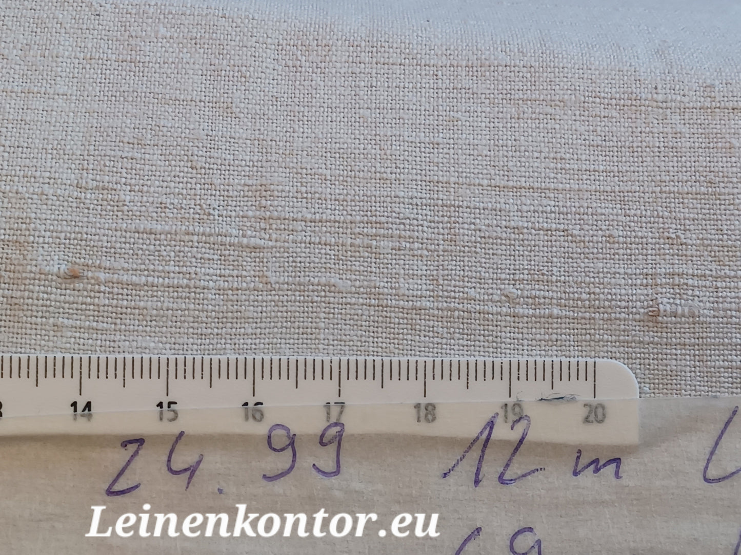 Leinenballen mit Millimeterskala 
