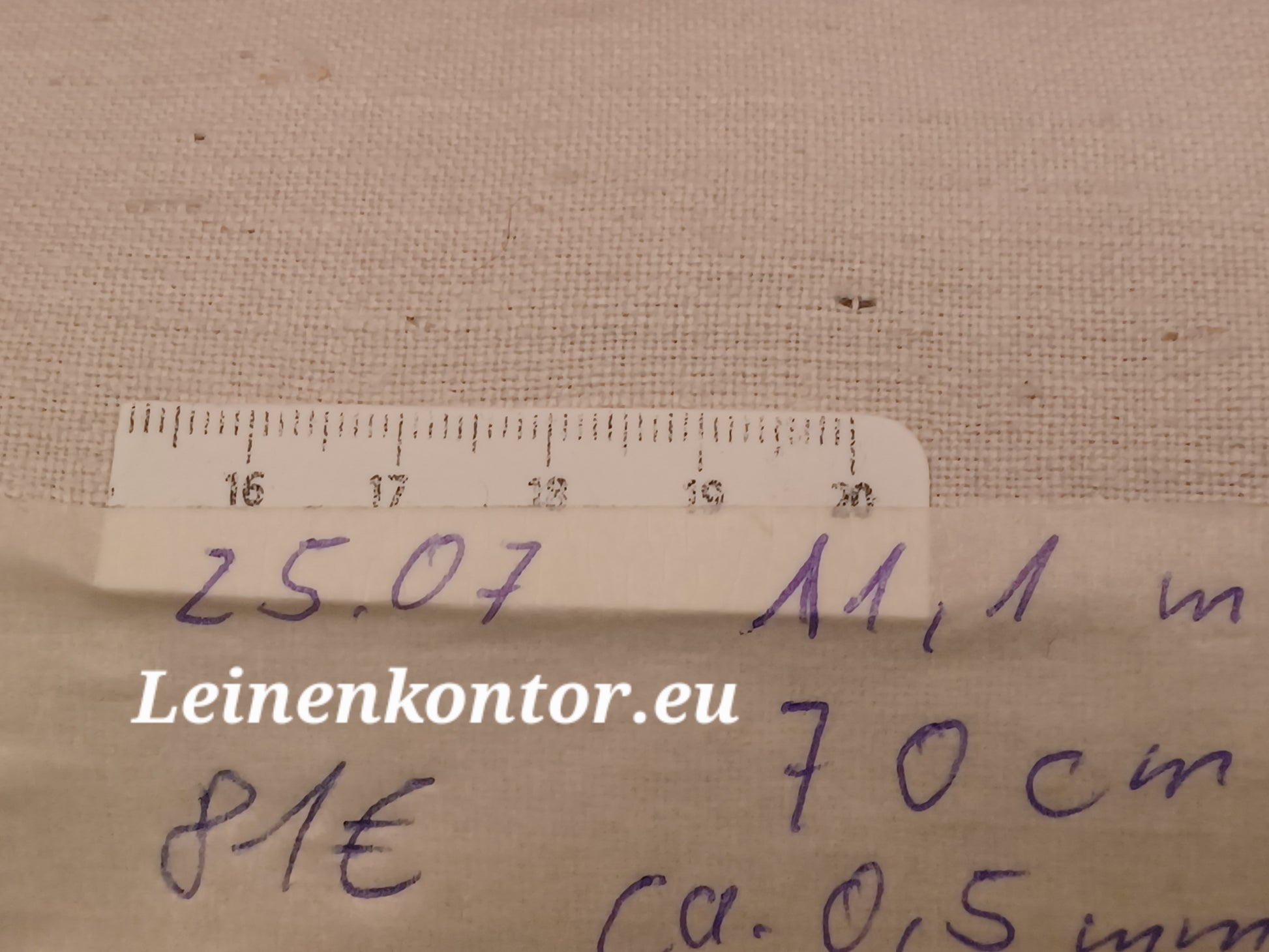 Leinenballen mit Millimeterskala 12 Fäden auf ein cm.
