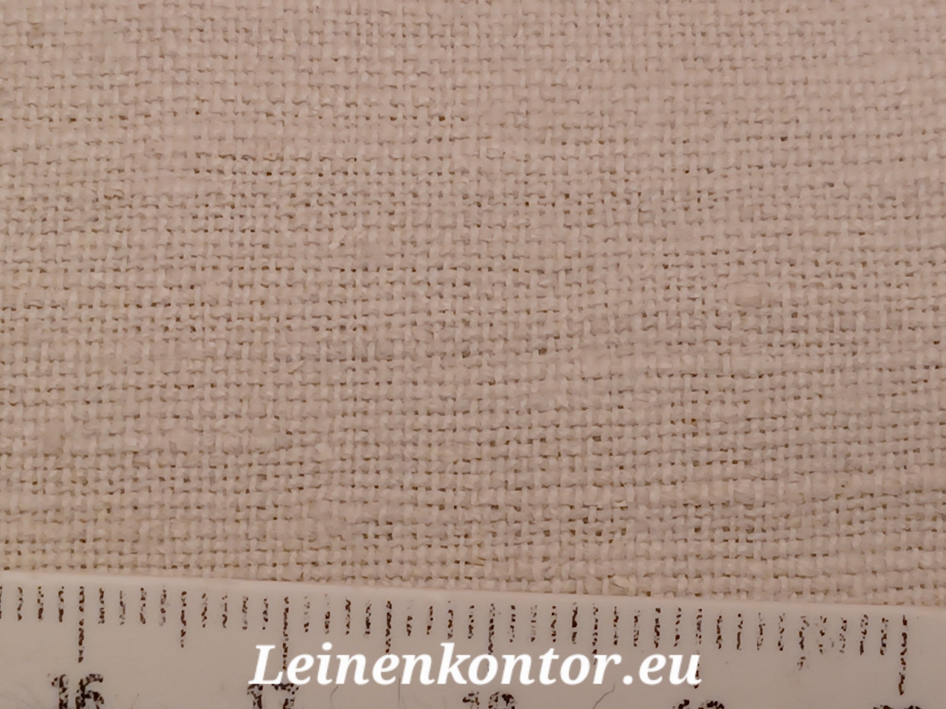 Leinenballen mit Millimeterskala 17 Fäden auf ein cm.