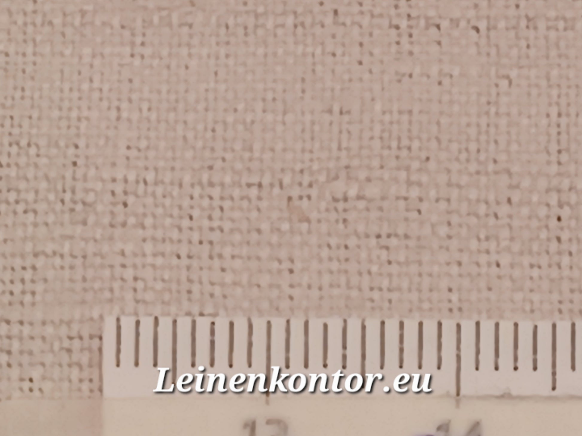 Leinenballen mit Millimeterskala
