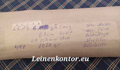 Leinenballen mit Etikett (Beschreibung)