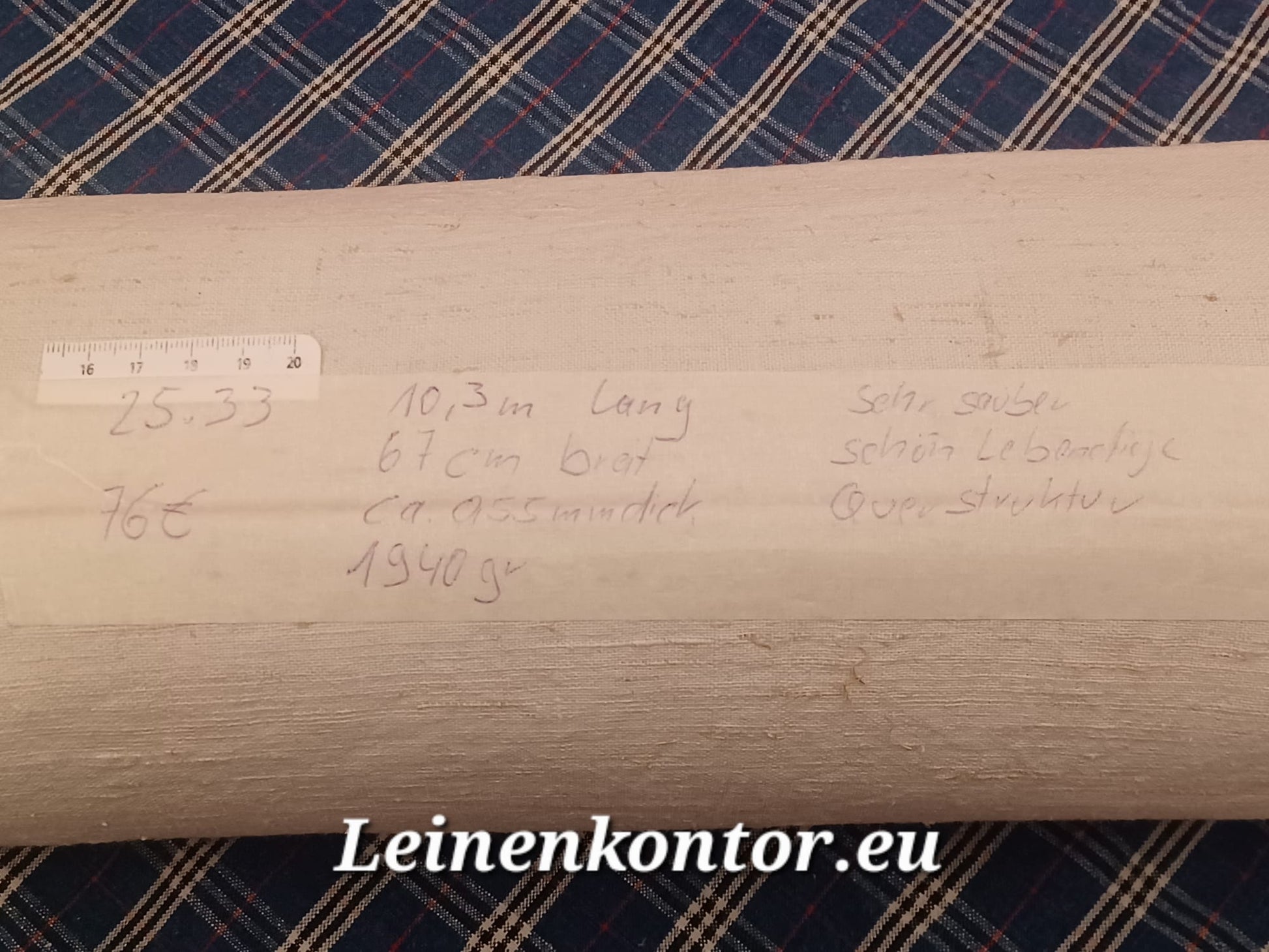 Leinenballen mit Etikett (Beschreibung)