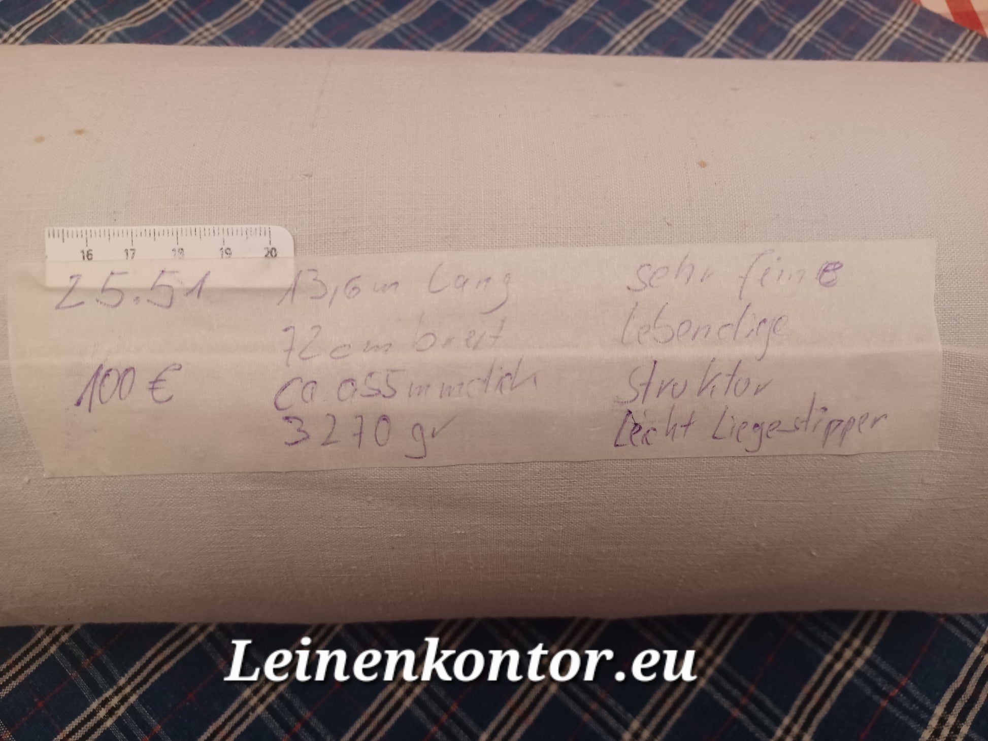 Leinenballen mit Etikett (Beschreibung)