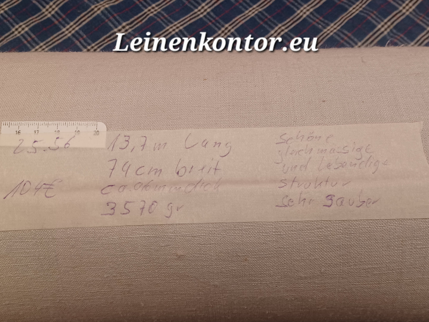 Leinenballen mit Etikett (Beschreibung)