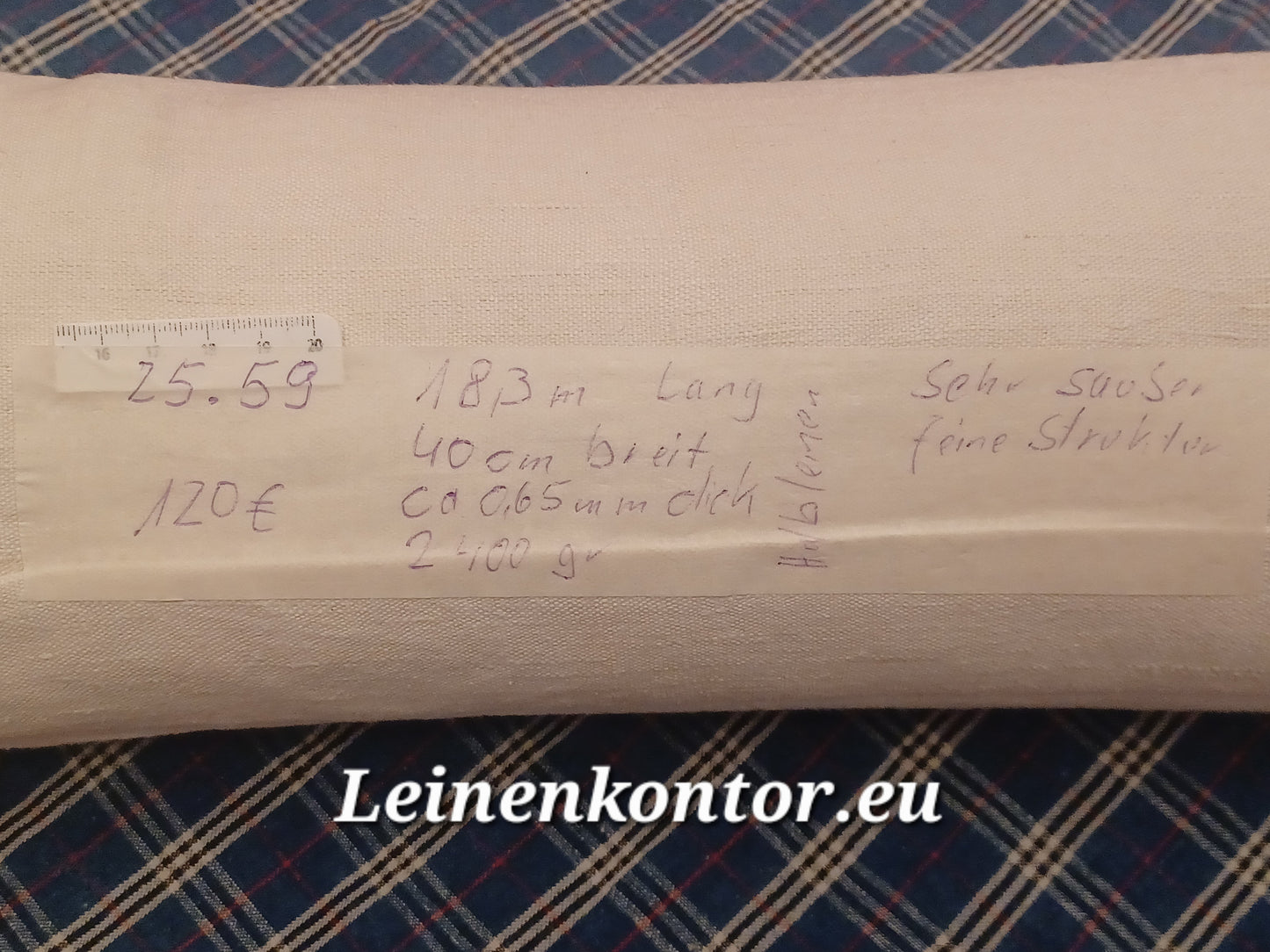 Leinenballen mit Etikett (Beschreibung)