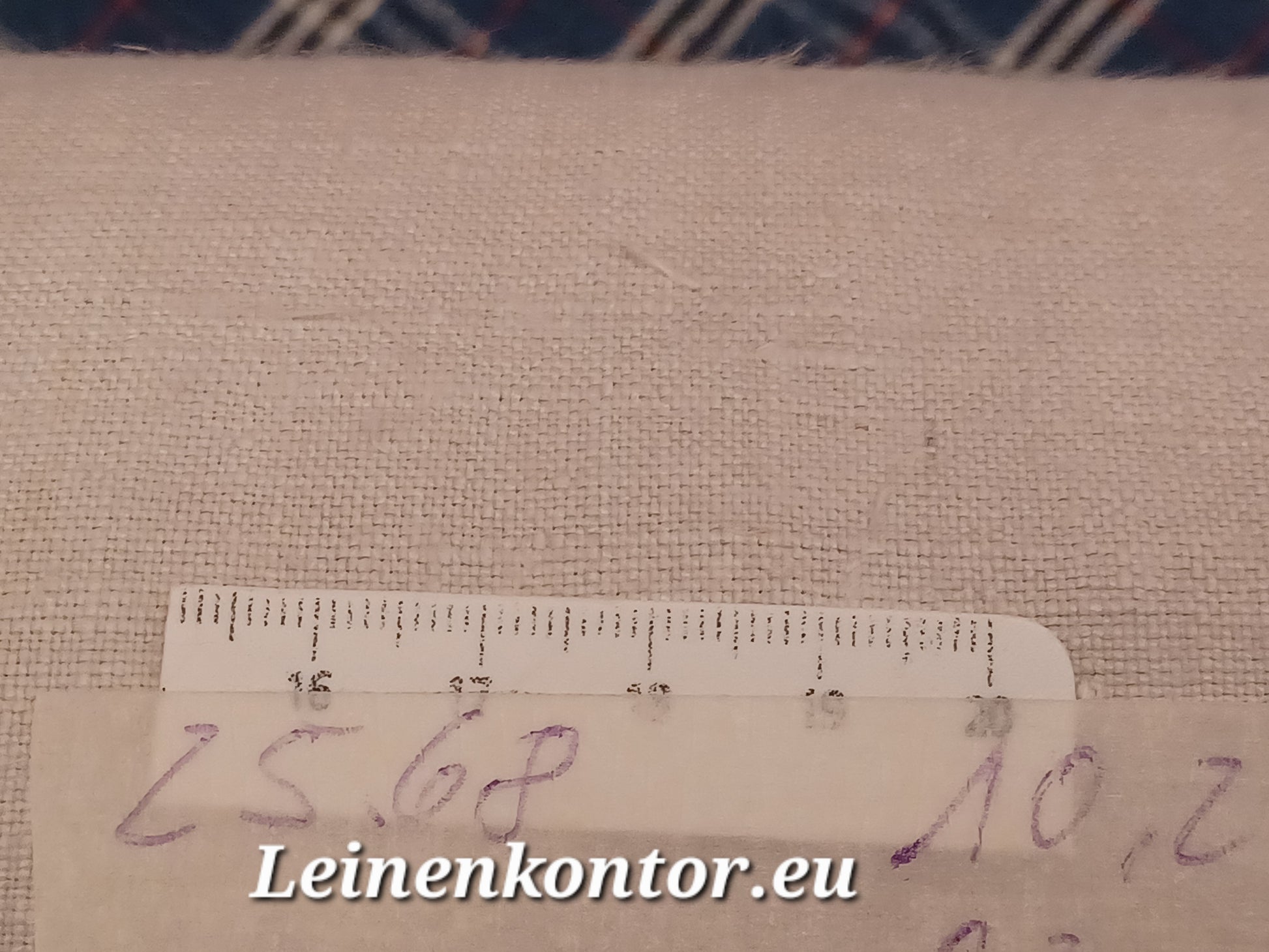 Leinenballen mit Millimeterskala 16 Fäden auf ein cm.