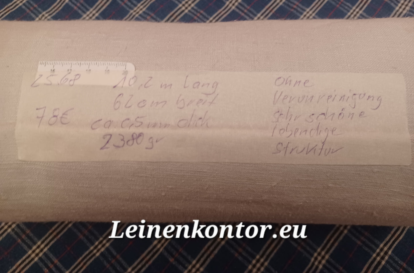Leinenballen mit Etikett (Beschreibung)