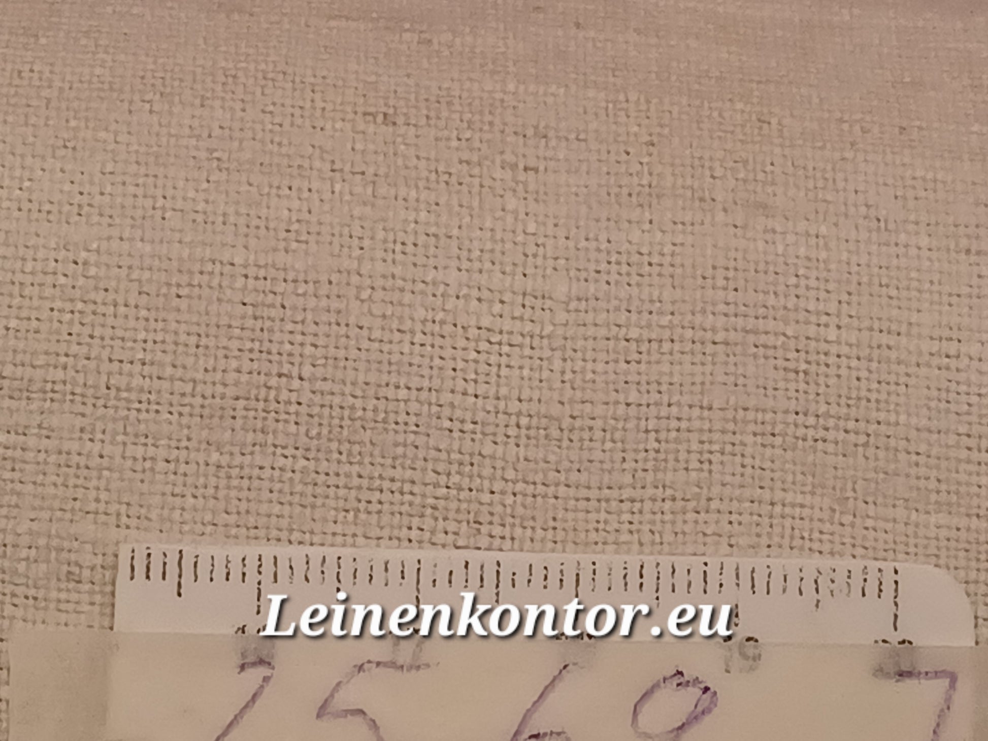 Leinenballen mit Millimeterskala 15 Fäden auf ein cm.