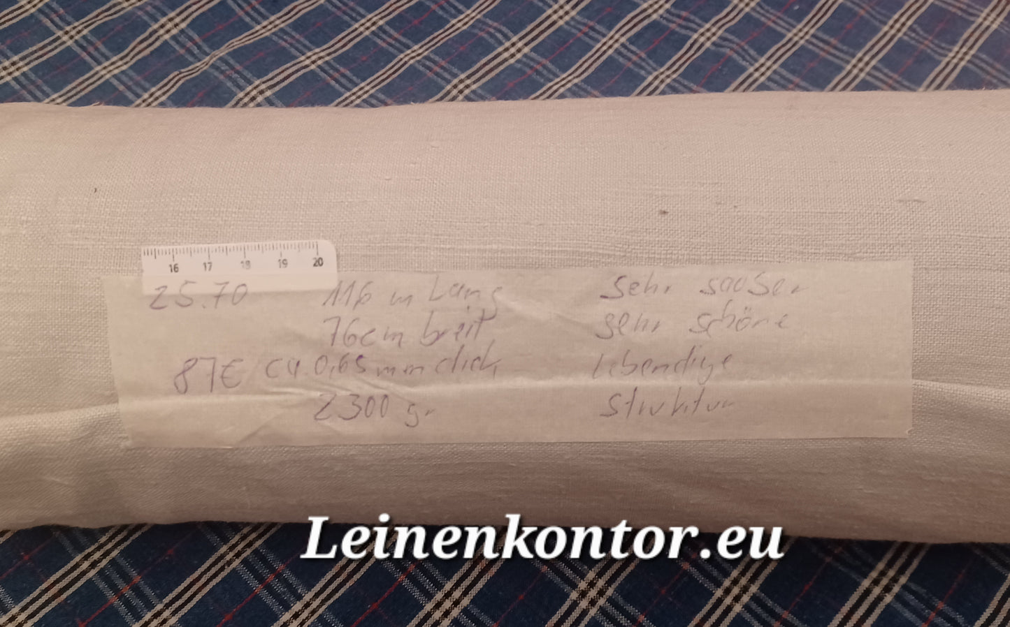 Leinenballen mit Etikett (Beschreibung)