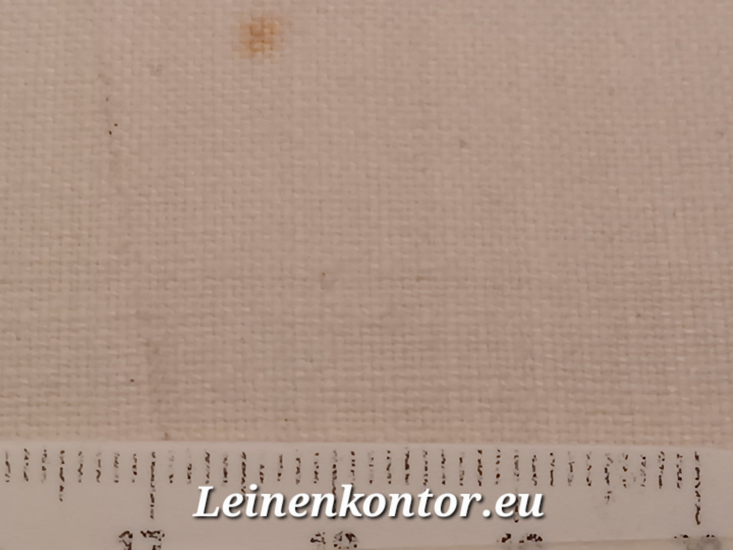 Leinenballen mit Millimeterskala 19 Fäden auf ein cm.