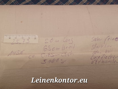 Leinenballen mit Etikett (Beschreibung)