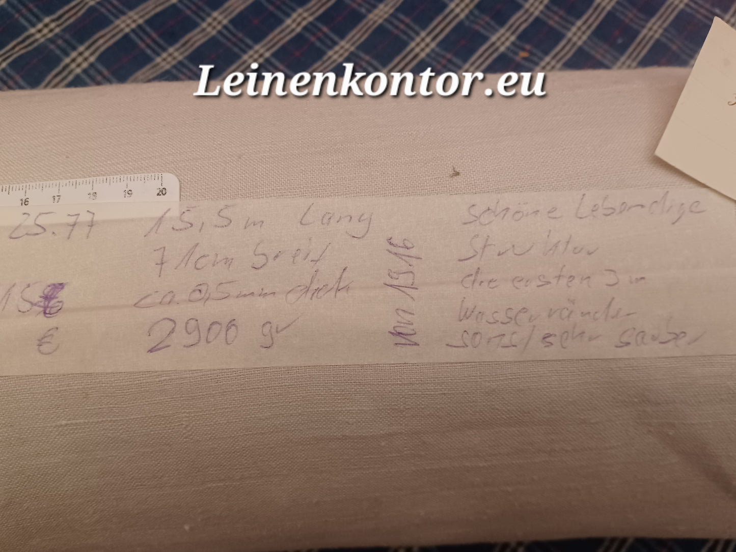 Leinenballen mit Etikett (Beschreibung)
