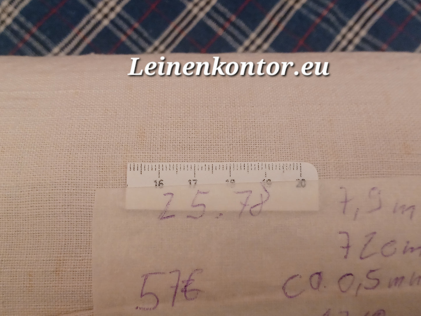 Leinenballen mit Millimeterskala 14 Fäden auf ein cm.