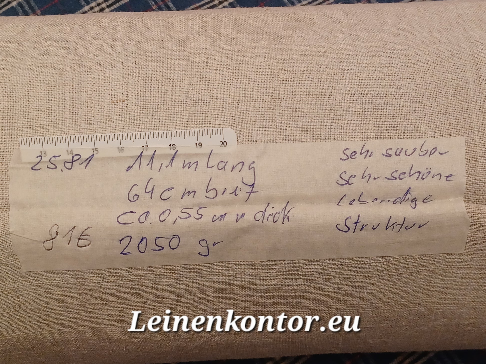 Leinenballen mit Etikett (Beschreibung)