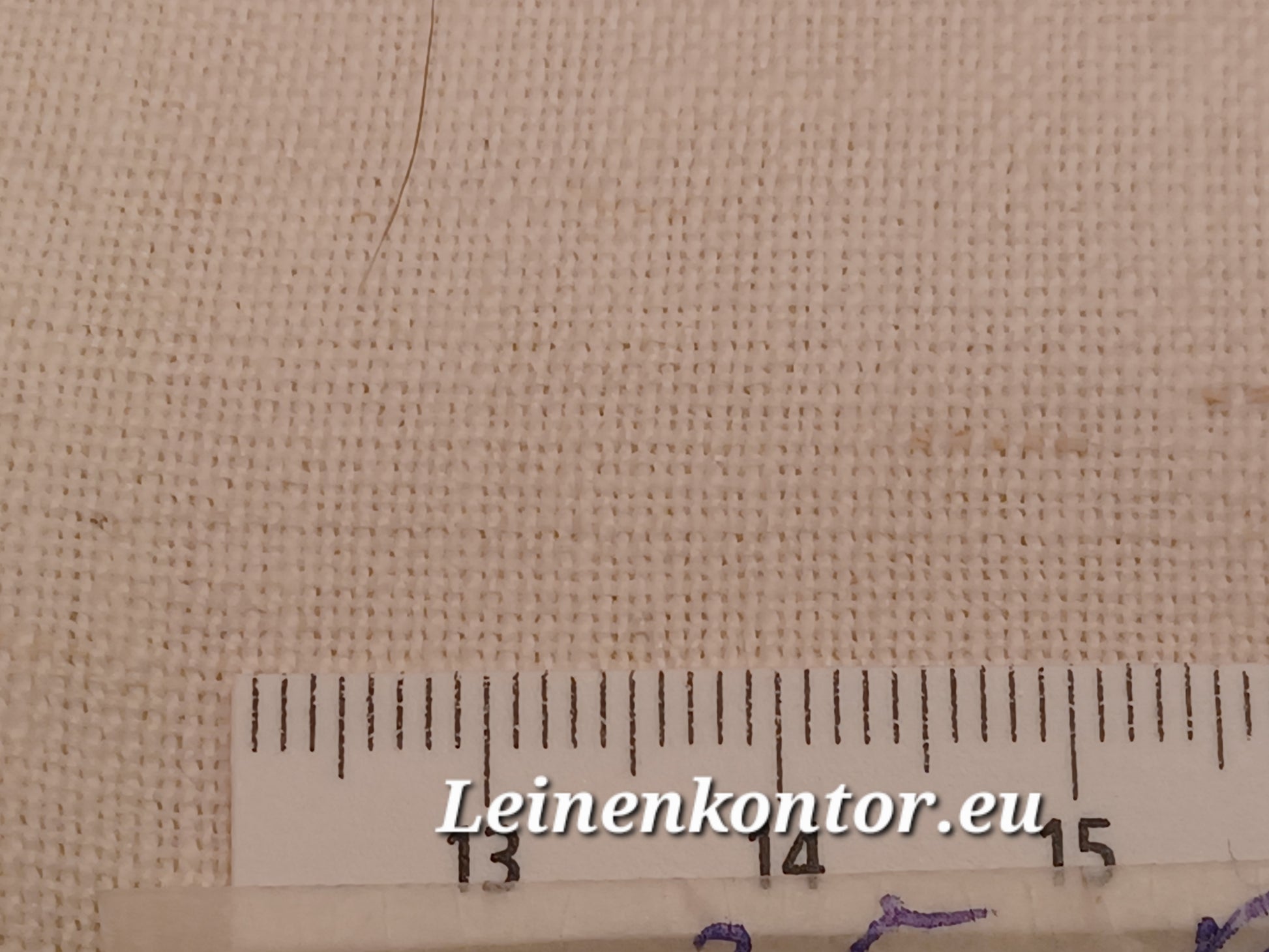 Leinenballen mit Millimeterskala 15 Fäden auf ein cm.
