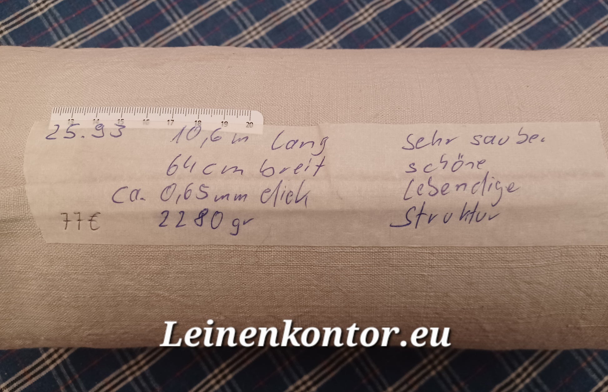 Leinenballen mit Etikett (Beschreibung)