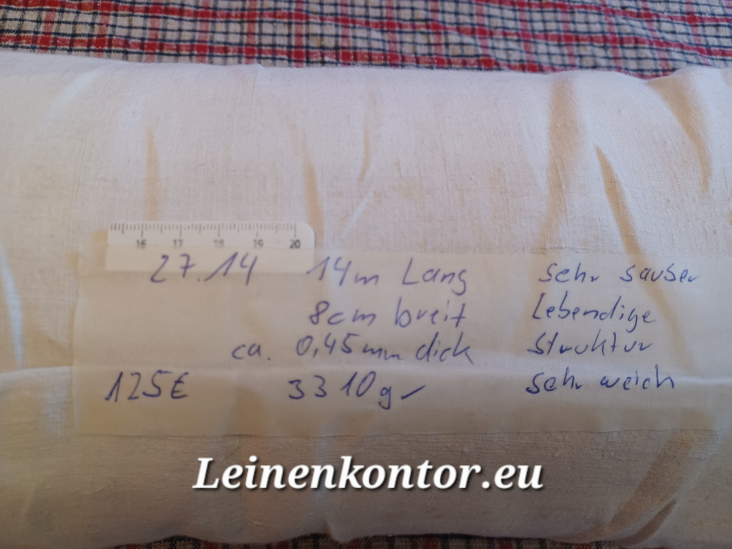 Leinenballen mit Etikett (Beschreibung)